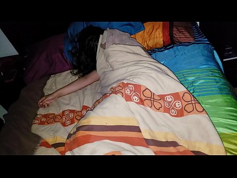 ❤️ Styfsoan bespot syn jonge styfmem wylst se sliept. ❤️  Seks by porno fy.analpics.ru ☑